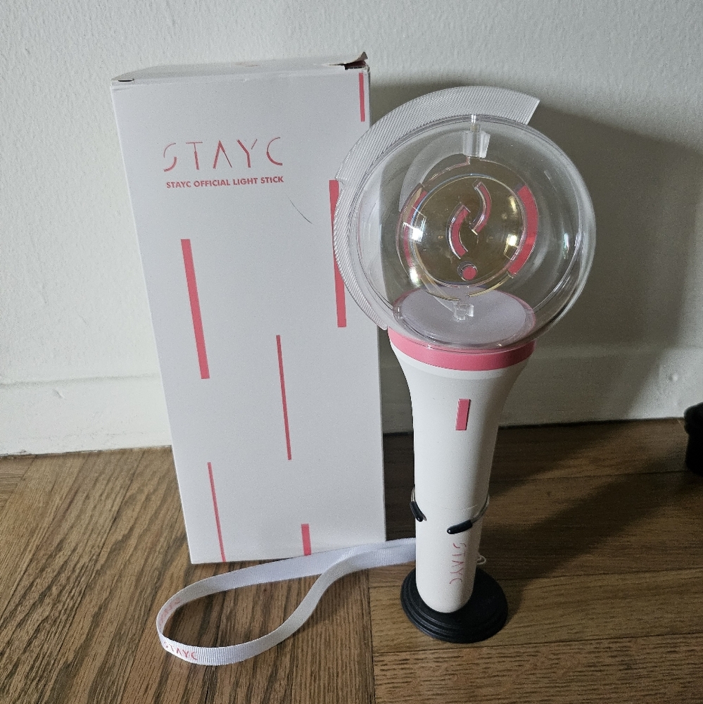 STAYC Official KPOP HIGH UP Light Stick With BLUETOOTH